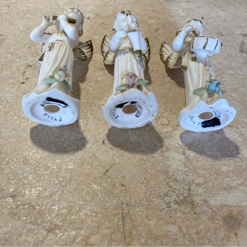 Three Angels Playing Instruments - Picture 2 of 3